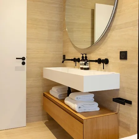 Exclusive With Ac - 2bd-6p - Quartier Latin Apartment *