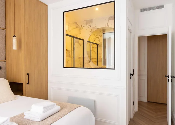 Exclusive With Ac - 2bd-6p - Quartier Latin *