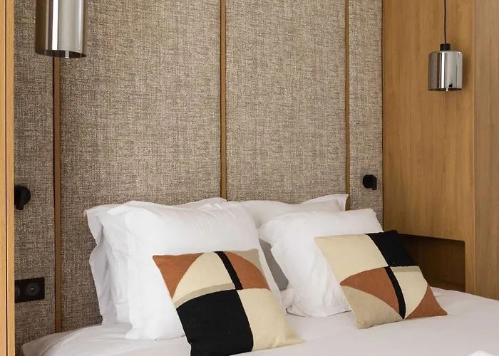 Exclusive With Ac - 2bd-6p - Quartier Latin